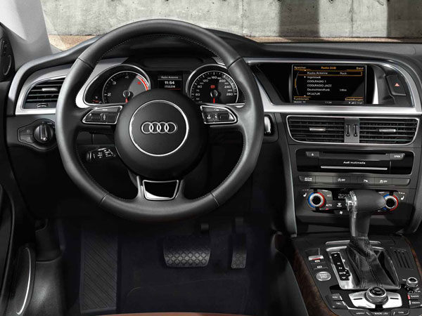 Audi A5's deluxe cabin