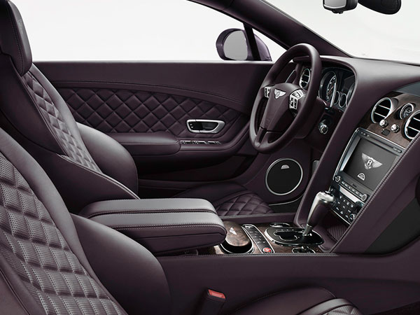 Bentley Continental luxurious driving cabin