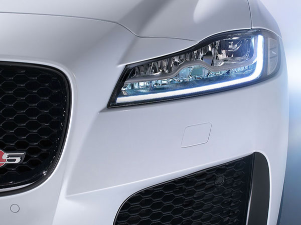 Jaguar XF Led headlights