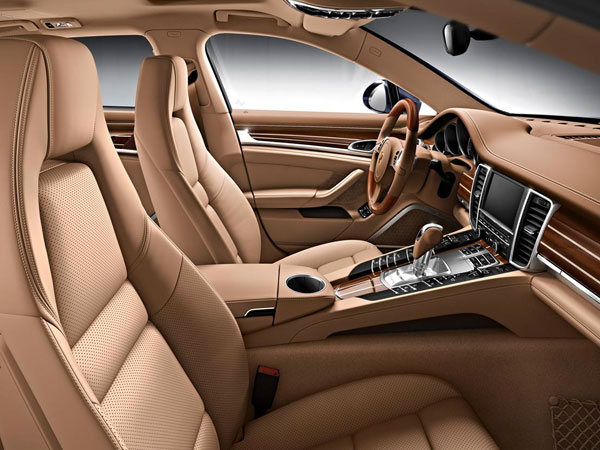 Porsche Panamera luxury interior